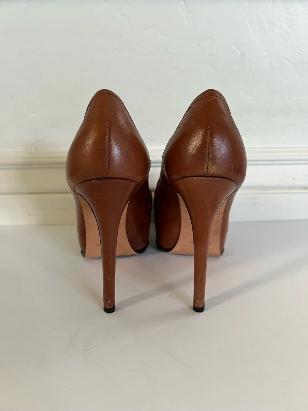 Pour La Victoire Platform Brown Leather Penny Loafer Pumps Size 7.5
